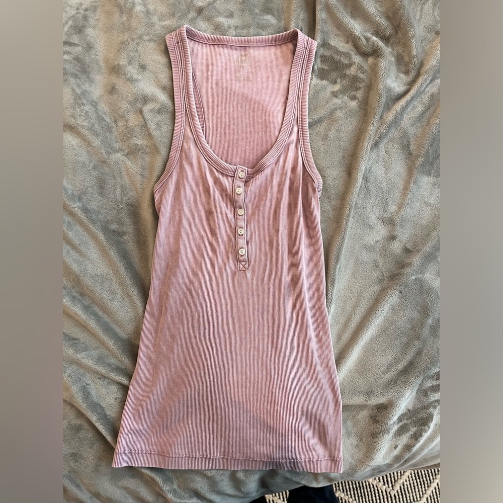 Women’s  aerie tank top.